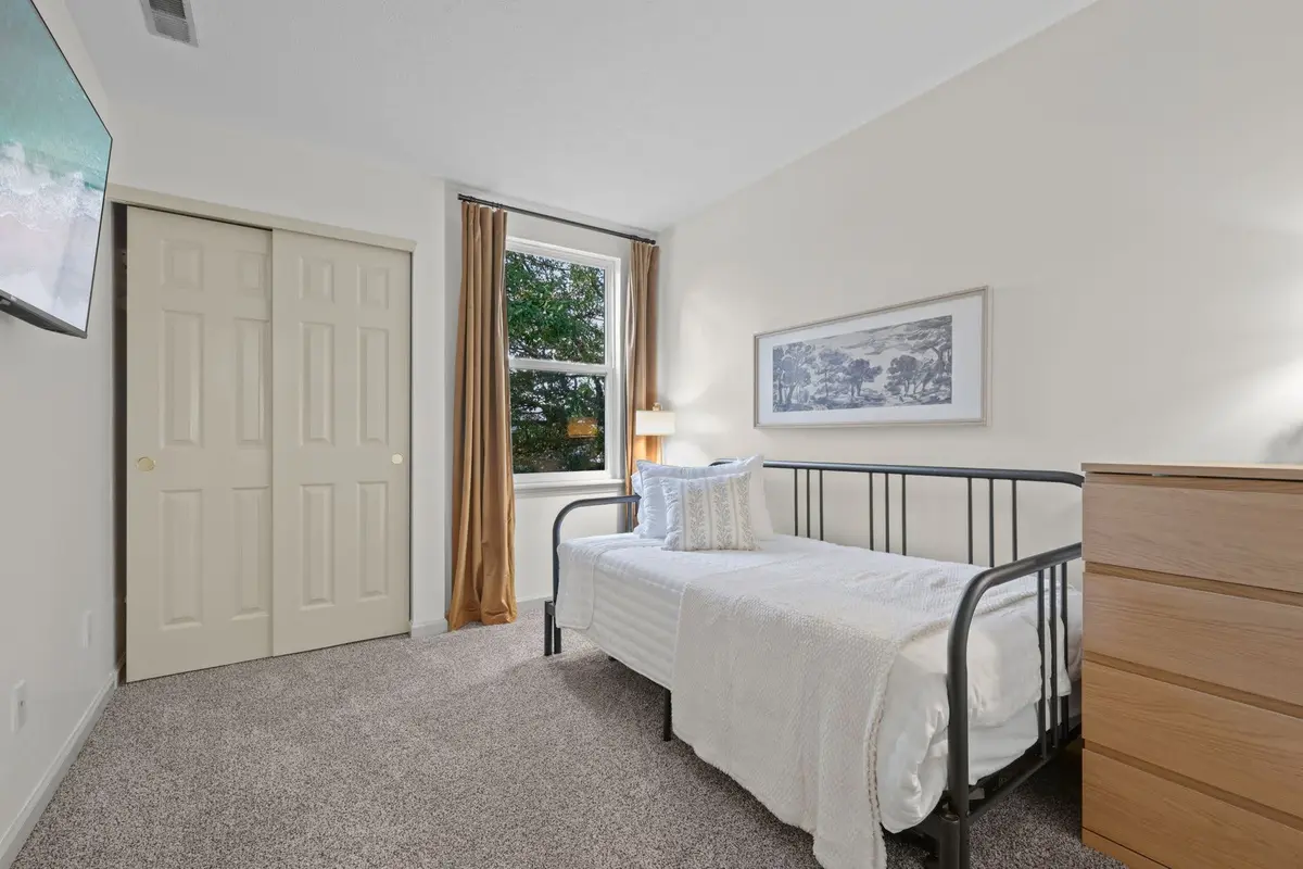 Daybed Room
