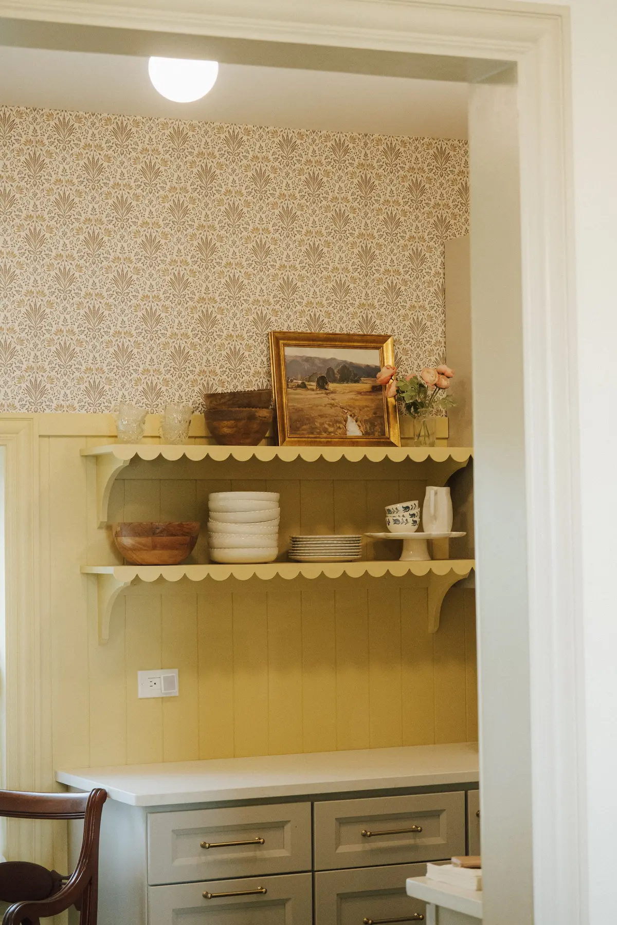 Scalloped Shelves